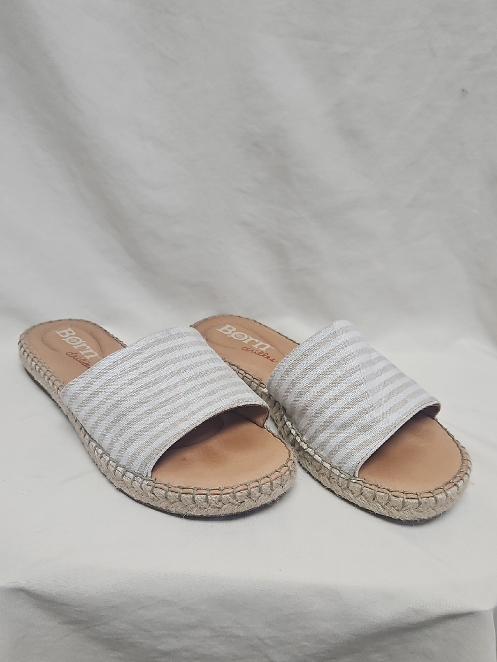 Born Womens 7 Espadrille Slide Sandals Beige White Striped Woven Coastal
